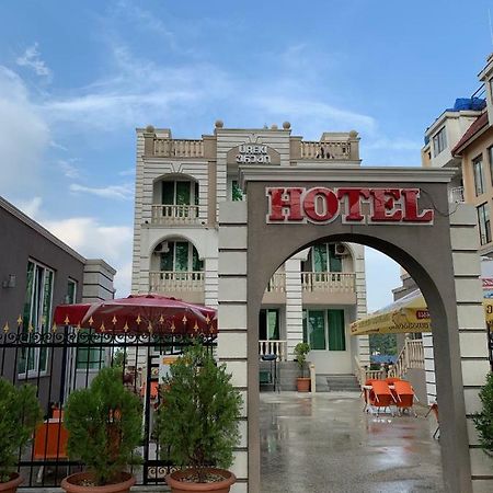 Gala Hotel Ureki Eksteriør billede
